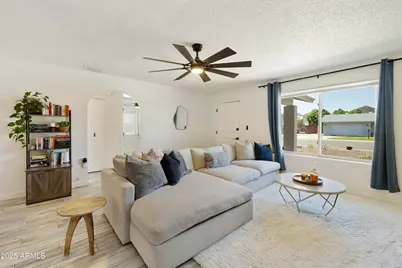 18821 N 17th Avenue, Phoenix, AZ 85027 - Photo 1