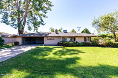 1339 E Luke Avenue, Phoenix, AZ 85014 - Photo 1