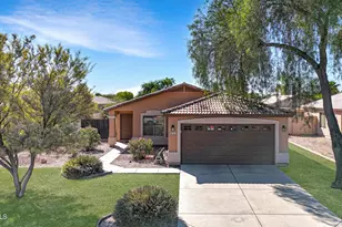 8751 W Royal Palm Rd, Peoria, AZ 85345 - Photo 1