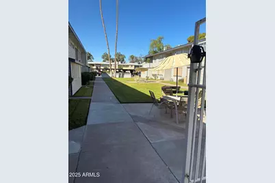 2549 W Rose Lane #A223, Phoenix, AZ 85017 - Photo 1