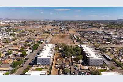 4035 S 9th Street #20/22, Phoenix, AZ 85040 - Photo 1