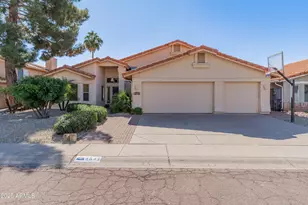 4541 E Carolina Dr, Phoenix, AZ 85032 - Photo 1