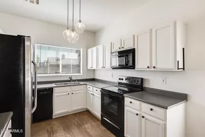 15558 N 136th Lane, Surprise, AZ 85374 - Photo 7