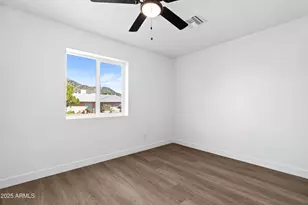 901 W Mercer Ln, Phoenix, AZ 85029 - Photo 39