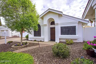 19005 N 33rd Pl, Phoenix, AZ 85050 - Photo 1