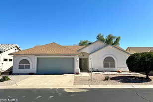 6957 S Oakmont Dr, Chandler, AZ 85249 - Photo 1