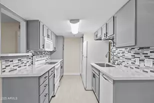 1033 N Granite Reef Rd, Scottsdale, AZ 85257 - Photo 1