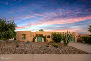 5643 N 75th Pl, Scottsdale, AZ 85250 - Photo 1