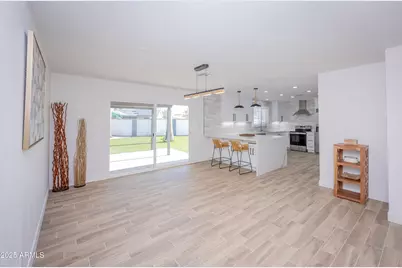 8534 E Amelia Avenue, Scottsdale, AZ 85251 - Photo 1