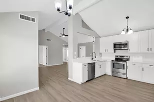 2234 W Mohawk Ln, Phoenix, AZ 85027 - Photo 1