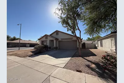 16685 W Moreland Street, Goodyear, AZ 85338 - Photo 1
