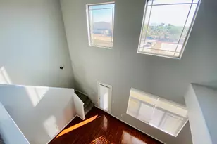 16825 N 14th St, Phoenix, AZ 85022 - Photo 1