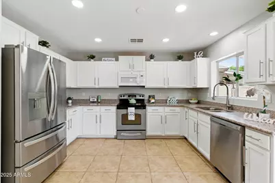 11546 W Schleifer Drive, Youngtown, AZ 85363 - Photo 11