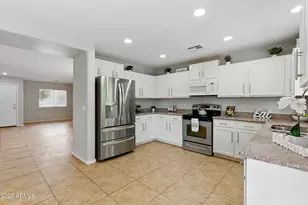11546 W Schleifer Dr, Youngtown, AZ 85363 - Photo 13
