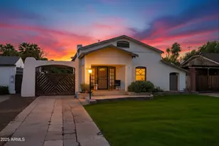 1637 E Earll Dr, Phoenix, AZ 85016 - Photo 1
