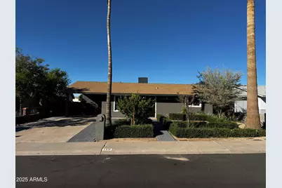 128 W Winston Drive, Phoenix, AZ 85041 - Photo 1