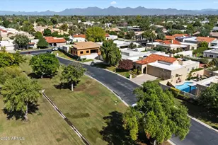 5711 N 73rd Pl, Scottsdale, AZ 85250 - Photo 3