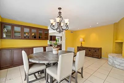 5711 N 73rd Place, Scottsdale, AZ 85250 - Photo 15