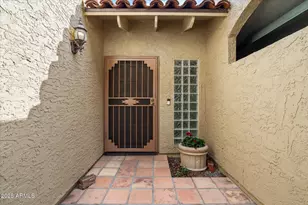 5711 N 73rd Pl, Scottsdale, AZ 85250 - Photo 33