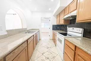 3006 S Dromedary Dr, Tempe, AZ 85282 - Photo 1