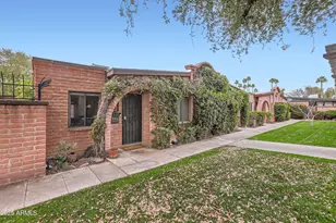 3002 N 32nd St, Phoenix, AZ 85018 - Photo 1