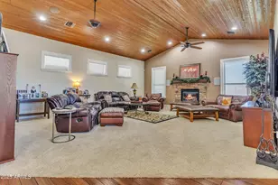 7172 W Gelding Ln, Coolidge, AZ 85128 - Photo 15