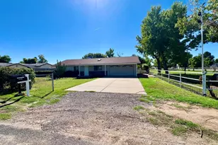 13815 E Shannon St, Gilbert, AZ 85295 - Photo 1