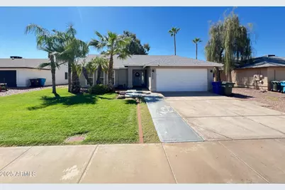 4007 E Kimberly Way, Phoenix, AZ 85050 - Photo 1