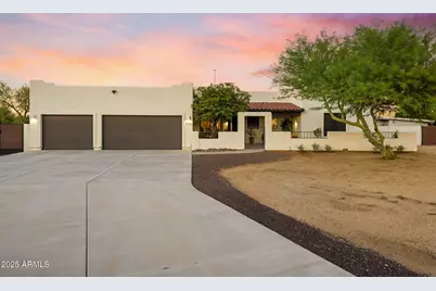 420 W Adamanda Drive, Phoenix, AZ 85086 - Photo 1