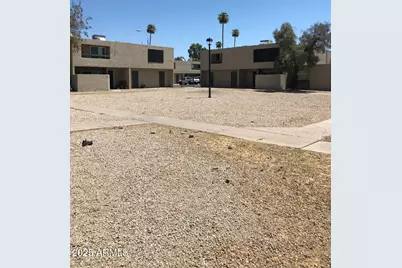 2664 N 43rd Avenue #Apt B, Phoenix, AZ 85009 - Photo 1