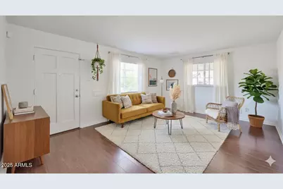 2221 W Clarendon Avenue, Phoenix, AZ 85015 - Photo 1