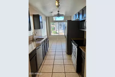 2221 E Union Hills Drive #137, Phoenix, AZ 85024 - Photo 5