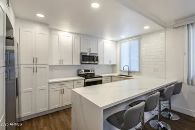 6936 E 3rd Street, Scottsdale, AZ 85251 - Photo 1