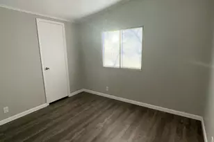 19741 E Indian Hills Dr, Black Canyon City, AZ 85324 - Photo 15