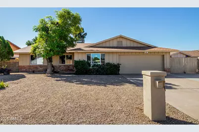 2901 W Acoma Drive, Phoenix, AZ 85053 - Photo 1