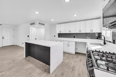 4316 N 72nd Avenue, Phoenix, AZ 85033 - Photo 9