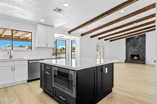 39 W Vinedo Ln, Tempe, AZ 85284 - Photo 1