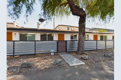 3027 N 37th Street #3, Phoenix, AZ 85018 - Photo 1