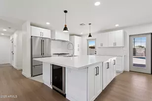 2920 S Rita Ln, Tempe, AZ 85282 - Photo 1