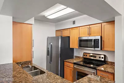 2025 E Campbell Avenue #Apt 309, Phoenix, AZ 85016 - Photo 1