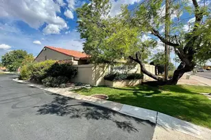 1021 S Greenfield Rd, Mesa, AZ 85206 - Photo 1