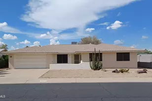 9502 W Pineridge Dr, Sun City, AZ 85351 - Photo 1