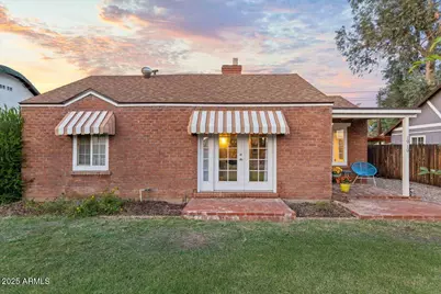 1910 W Holly Street, Phoenix, AZ 85009 - Photo 1