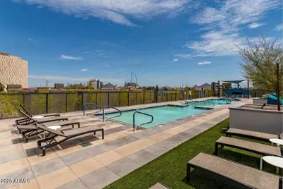 3131 N Central Avenue #Unit 7004, Phoenix, AZ 85012 - Photo 1