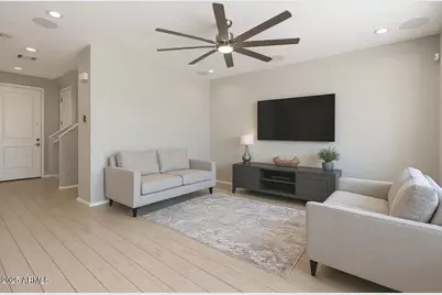 614 N 110th Drive, Avondale, AZ 85323 - Photo 1