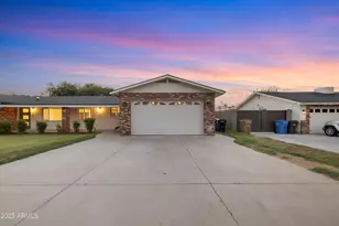 7801 N 16th Ln, Phoenix, AZ 85021 - Photo 3