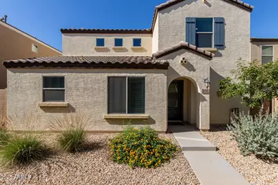 8029 W Albeniz Place, Phoenix, AZ 85043 - Photo 1