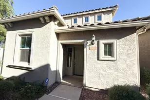 2146 W Scully Dr, Phoenix, AZ 85023 - Photo 1