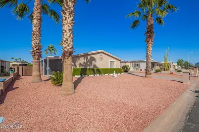 9226 E Sun Lakes Boulevard S, Sun Lakes, AZ 85248 - Photo 1