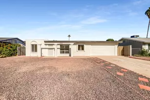 4244 E Saint Catherine Ave, Phoenix, AZ 85042 - Photo 1
